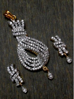 CZ Pendant With Earrings